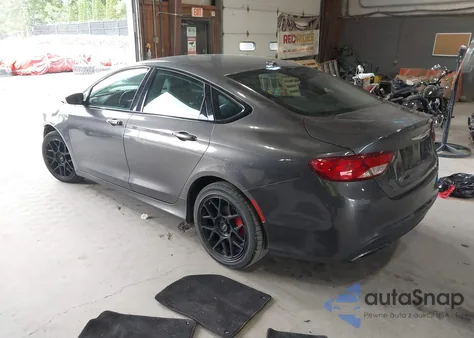 2015 Chrysler 200 S z USA, uszkodzony, nr VIN 1C3CCCBB7FN709478